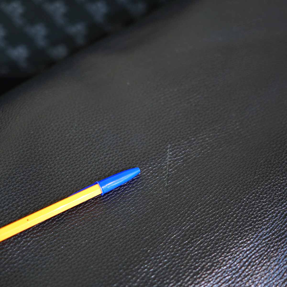 アイラーセン / eilersen ストリームラインソファ トリプルソファ 3人掛け 本革 ブラック ACTUS 中古