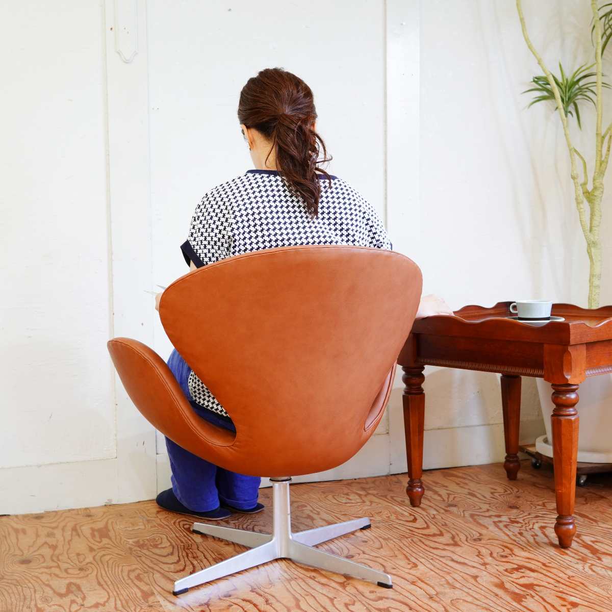 フリッツ・ハンセン / FRITZ HANSEN スワンチェア / SWAN 【2】本革 ブラウンレザー アルネ・ヤコブセン 張替え済 ヴィンテージ