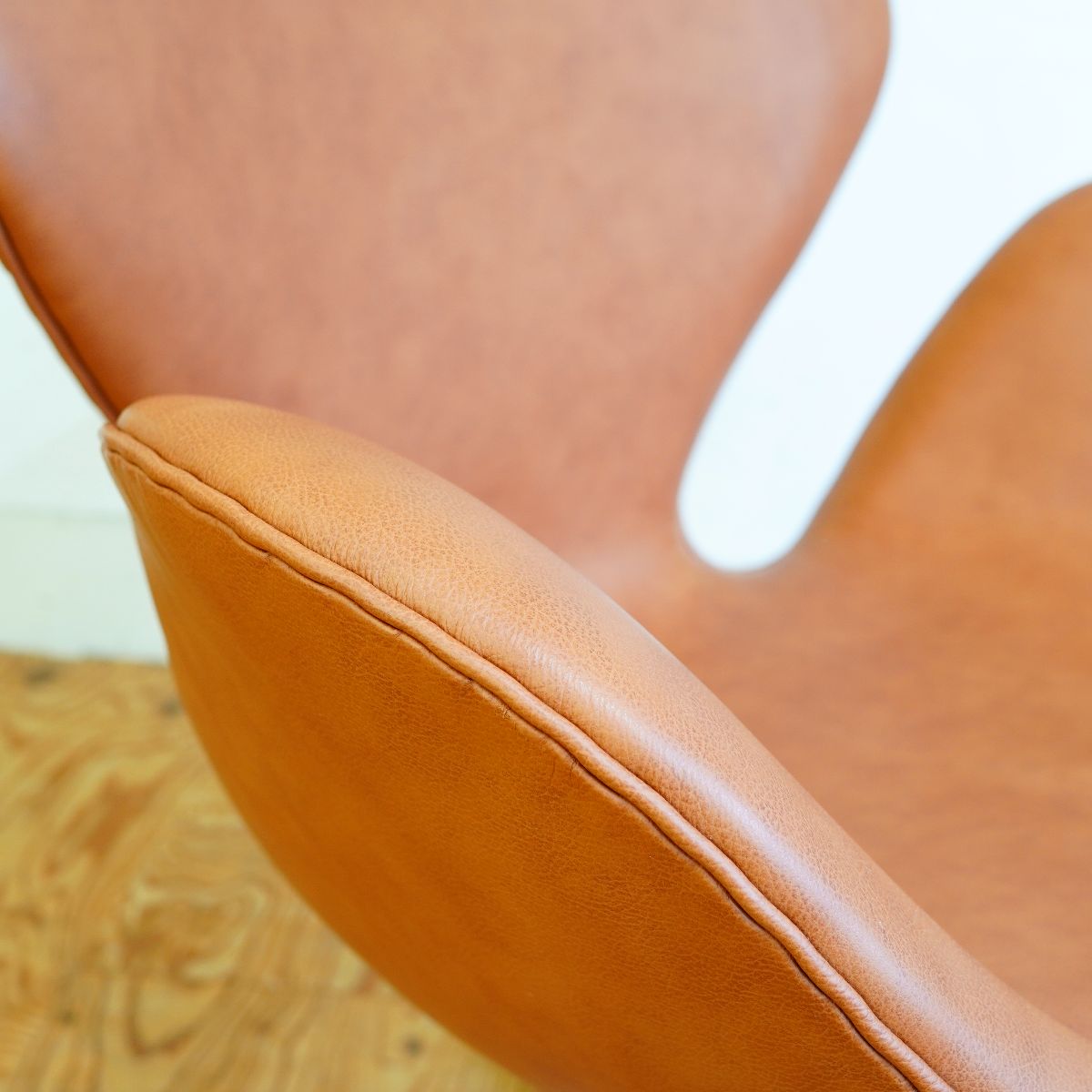 フリッツ・ハンセン / FRITZ HANSEN スワンチェア / SWAN 【2】本革 ブラウンレザー アルネ・ヤコブセン 張替え済 ヴィンテージ