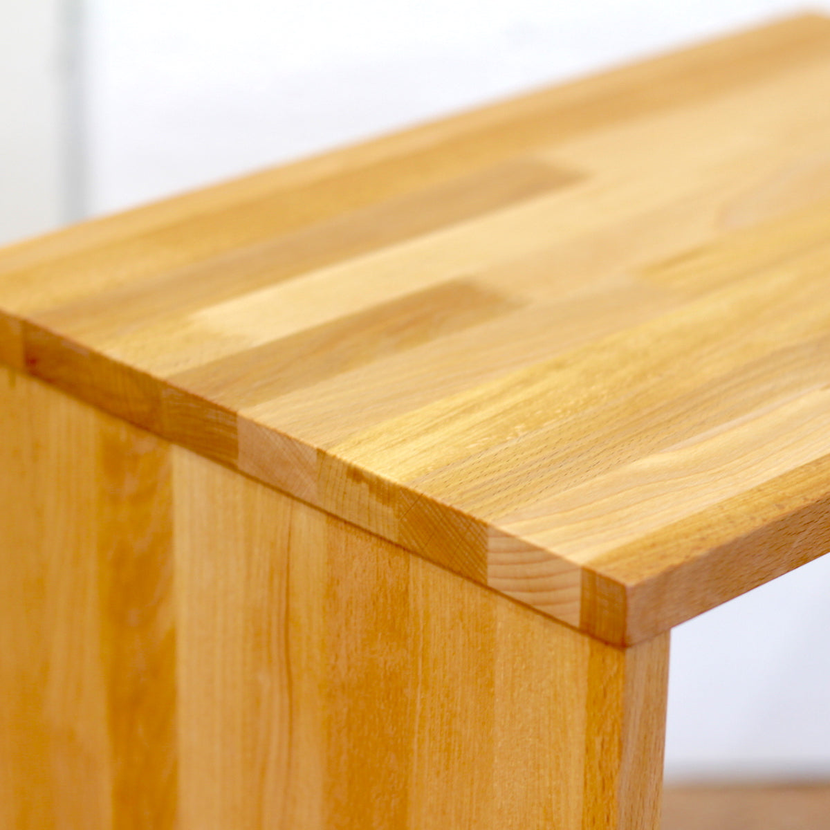 ソリッドウッドサイドテーブル