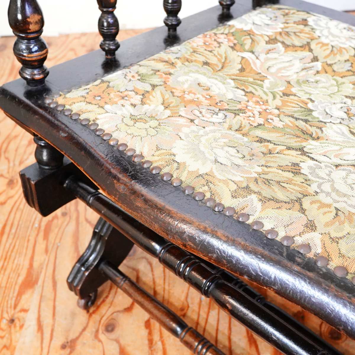 英国アンティーク スプリング式 ロッキングチェア エドワーディアン様式 中古