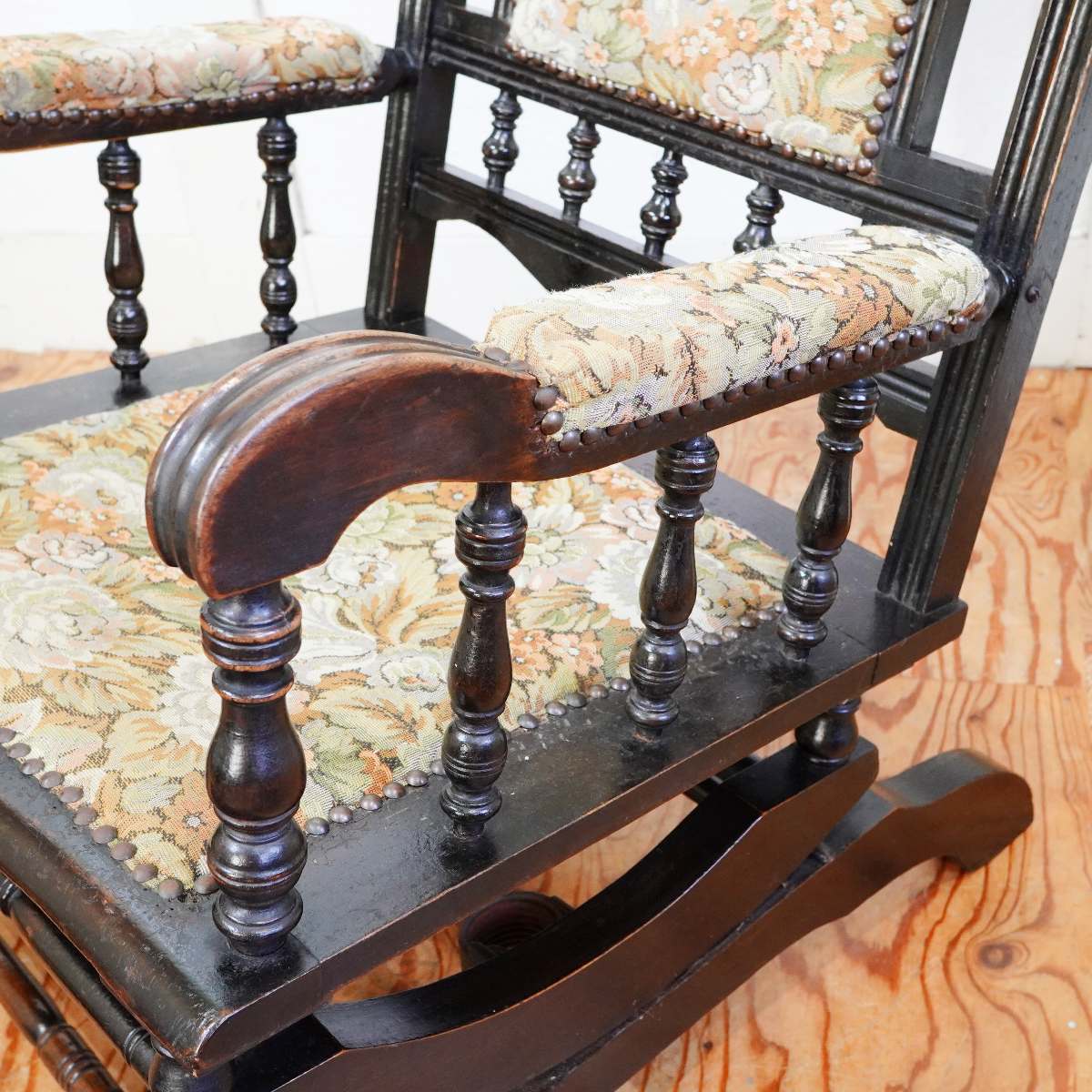 英国アンティーク スプリング式 ロッキングチェア エドワーディアン様式 中古
