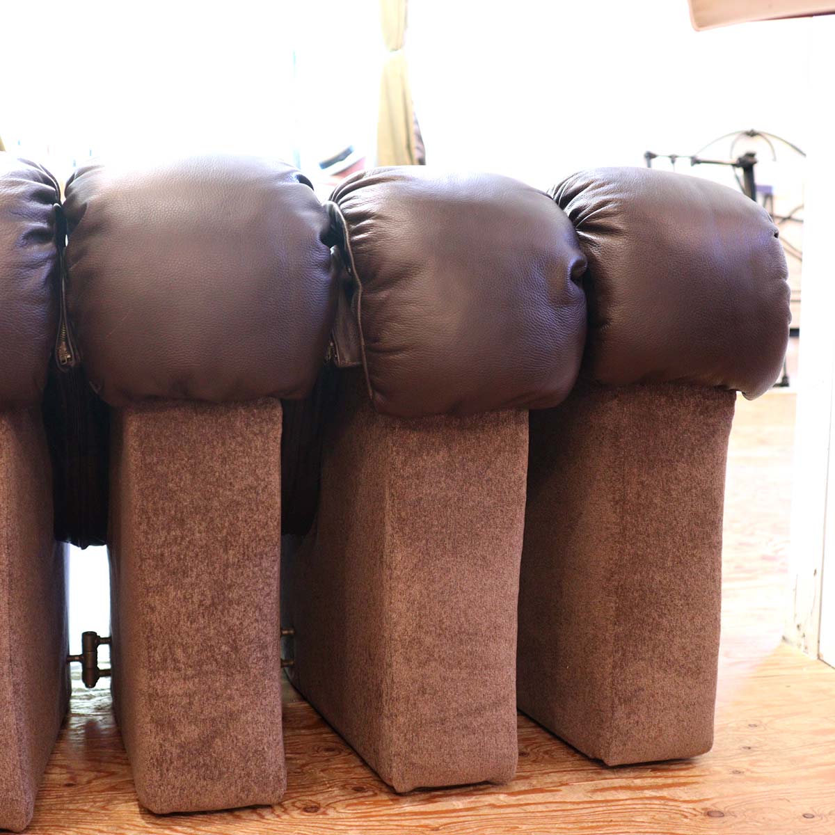 モビリア / mobilia デセデ スネークソファ 21連 本革 ヴィンテージ