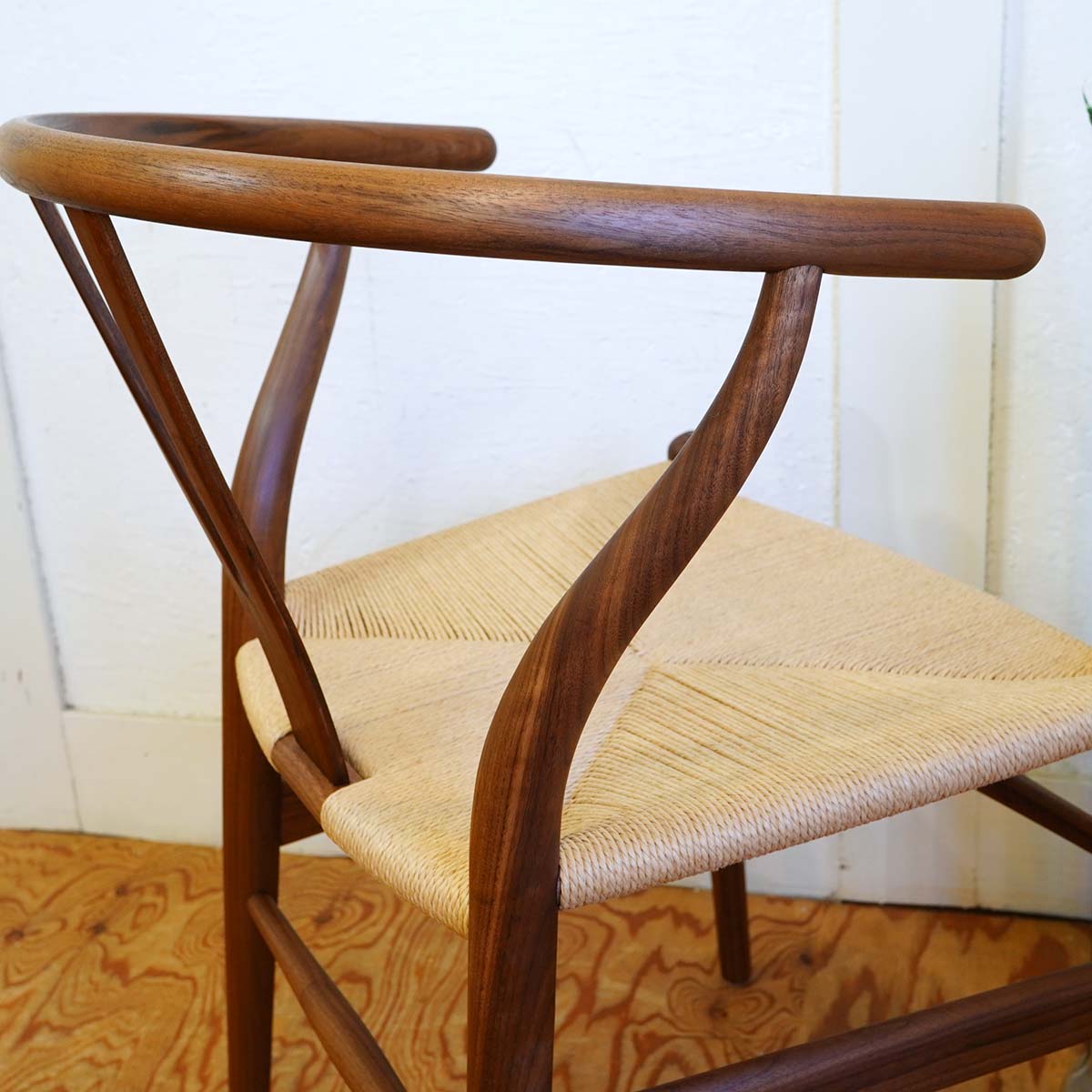 カール・ハンセン&サン / Carl Hansen & Søn Yチェア CH24 ハンス J. ウェグナー ウォールナット 【13】 中古 展示品