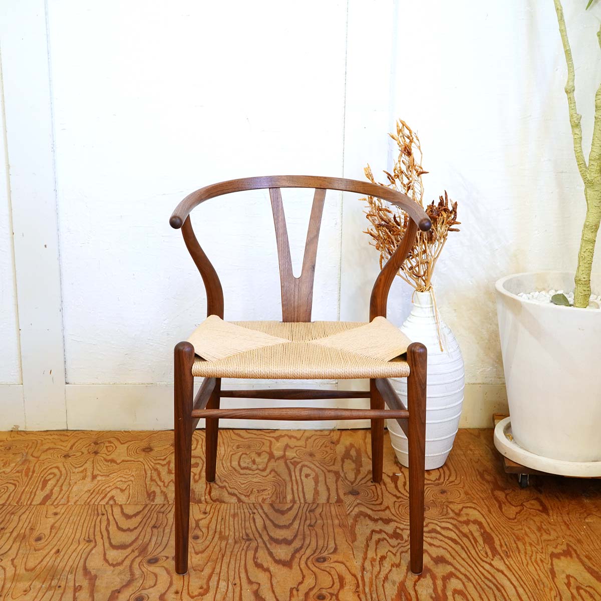カール・ハンセン&サン / Carl Hansen & Søn Yチェア CH24 ハンス J. ウェグナー ウォールナット 【14】 中古 展示品
