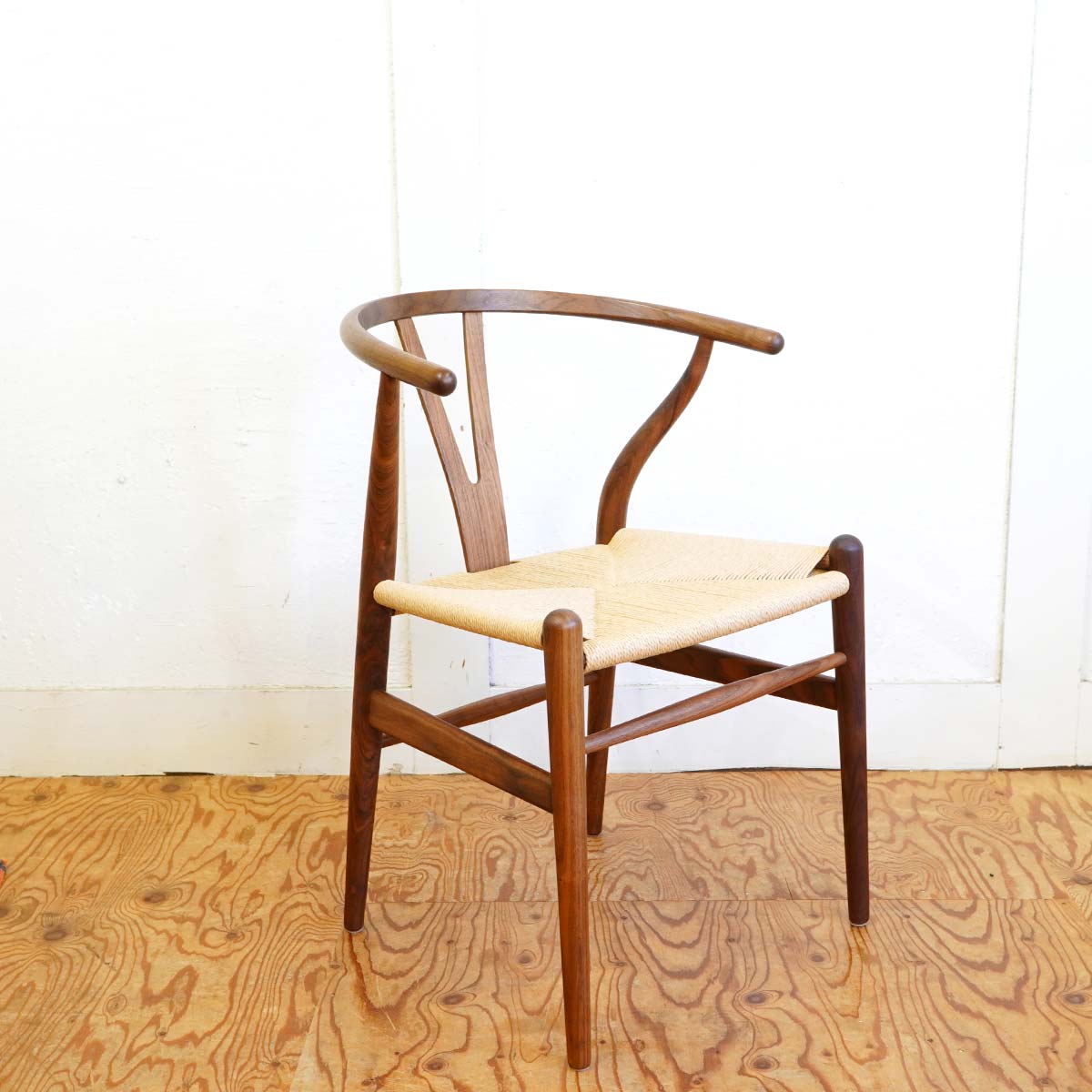 カール・ハンセン&サン / Carl Hansen & Søn Yチェア CH24 ハンス J. ウェグナー ウォールナット 【16】 中古 展示品