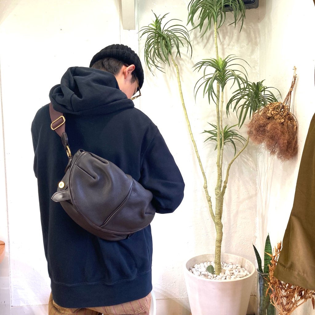 ポキット / pokit カプセルコレクション ショルダーバッグ レザー 