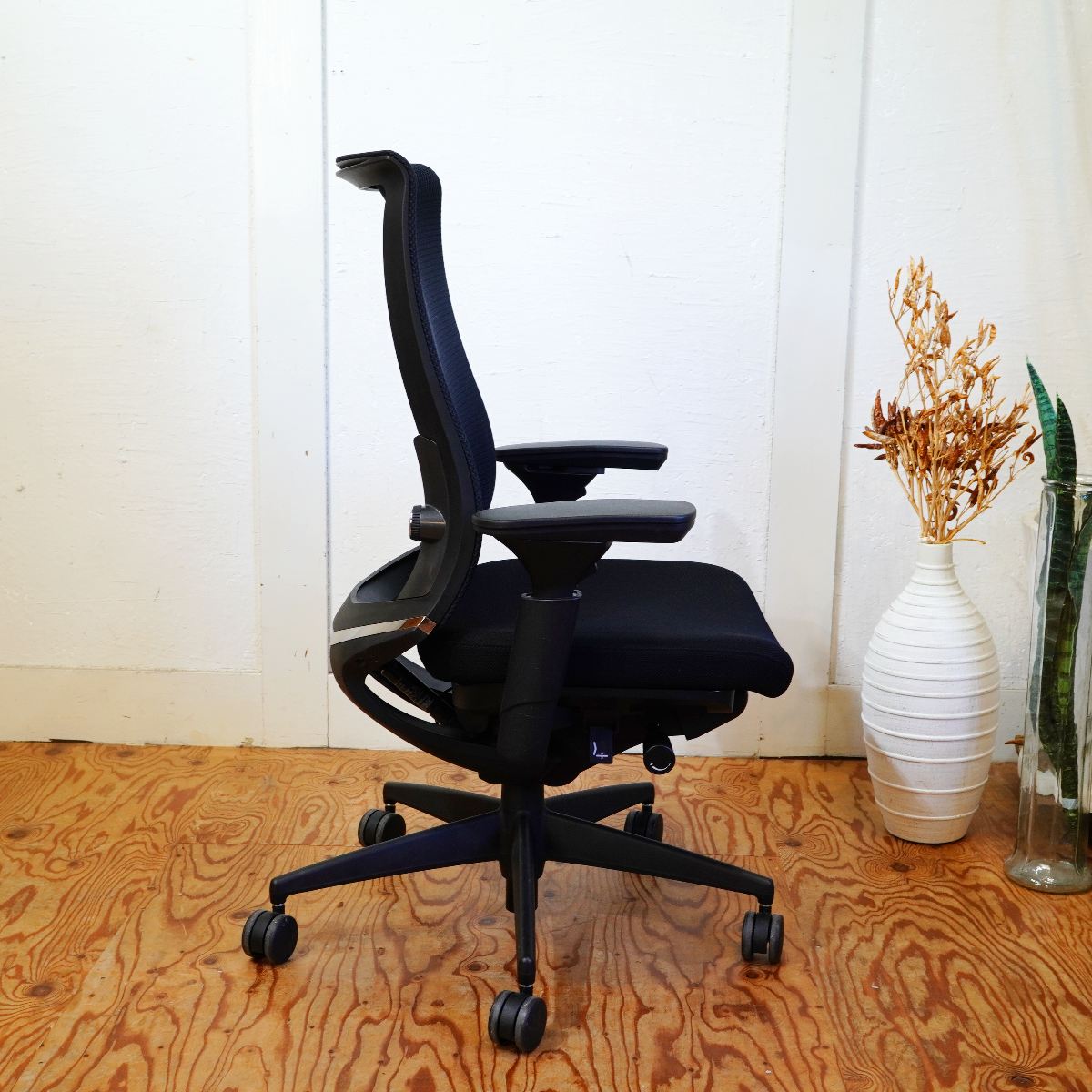 コクヨ / KOKUYO ベゼル / Besel オフィスチェア ワークチェア CRS-G2822E6 中古