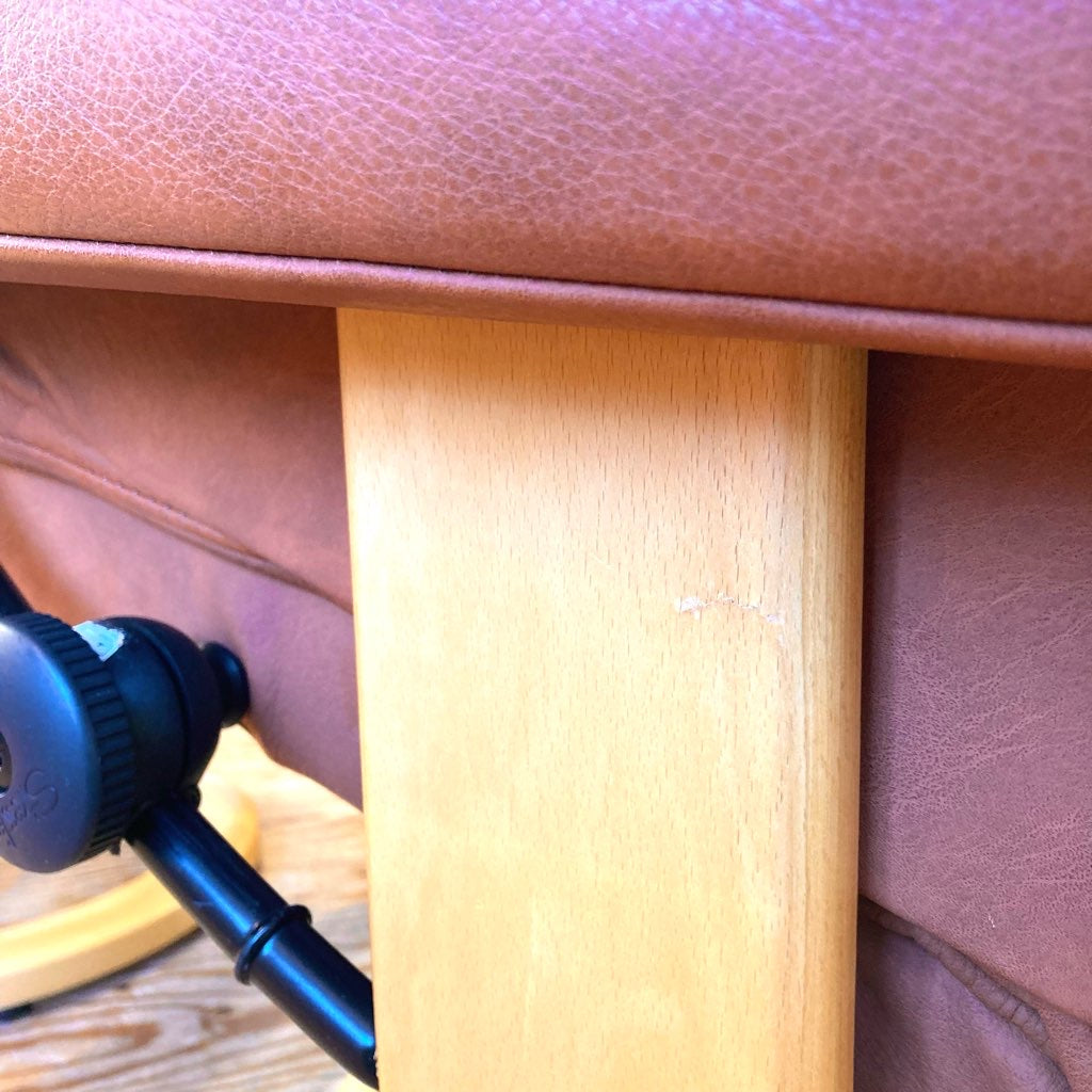 エコーネス / EKORNES ロイヤル ストレスレスチェア & オットマン テーブル付き リクライニングチェア 本革 中古