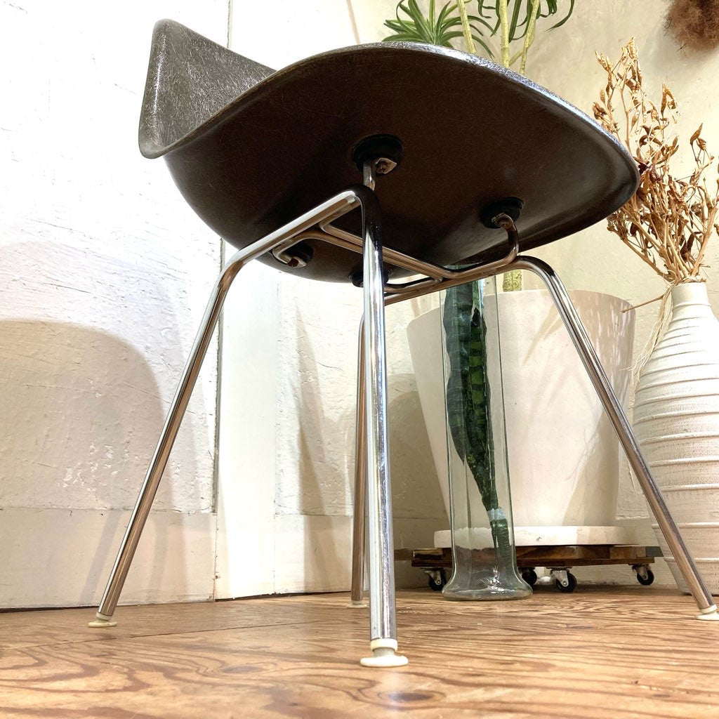 ハーマンミラー / Herman Miller サイドシェルチェア FRP 3rd Hベース チャールズ&レイ・イームズ 中古