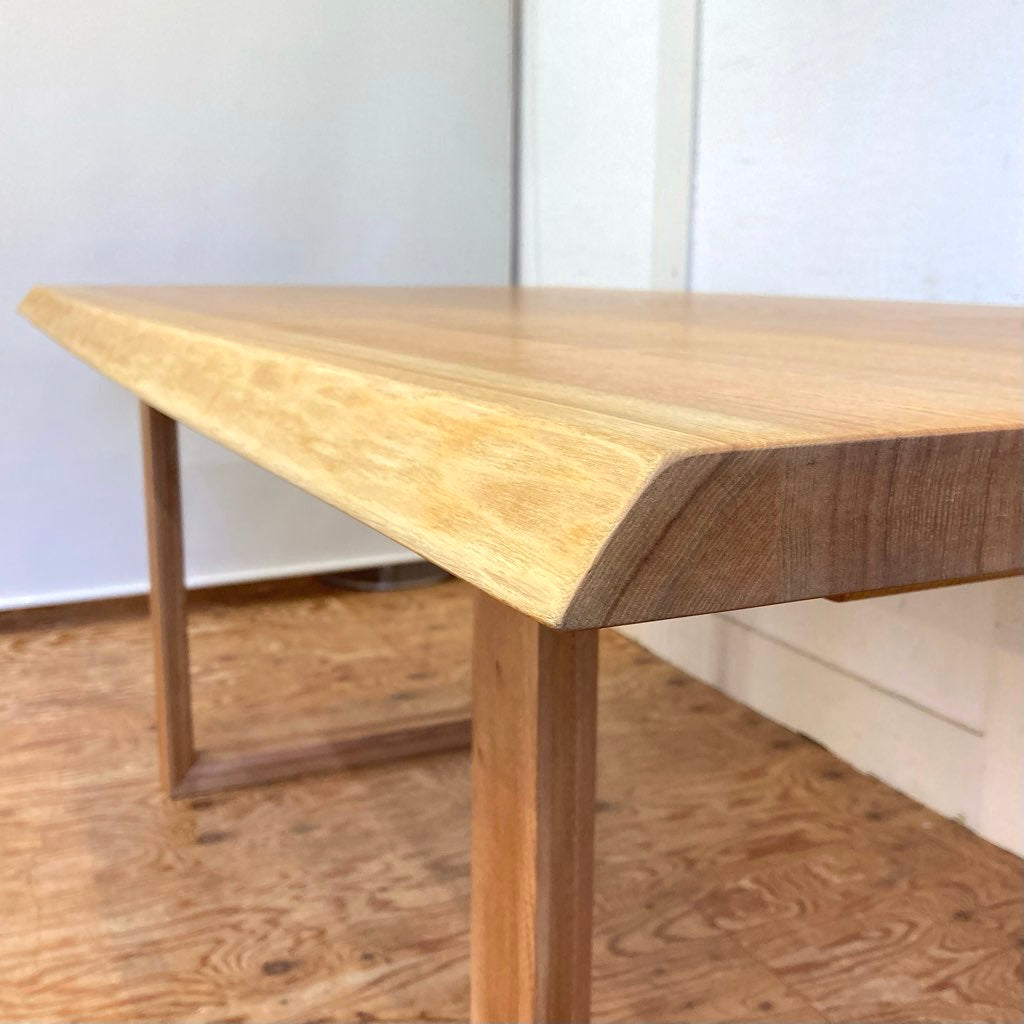 無垢材 ダイニングテーブル ニレ リメイク家具 再生家具 リバイブモブラープロジェクト