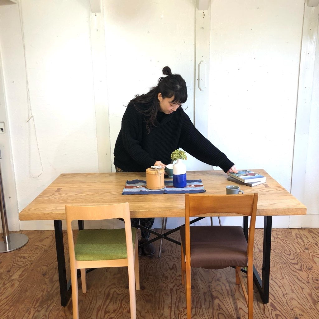 ダイニングテーブル オーク無垢材 鉄脚 中古 幅160cm