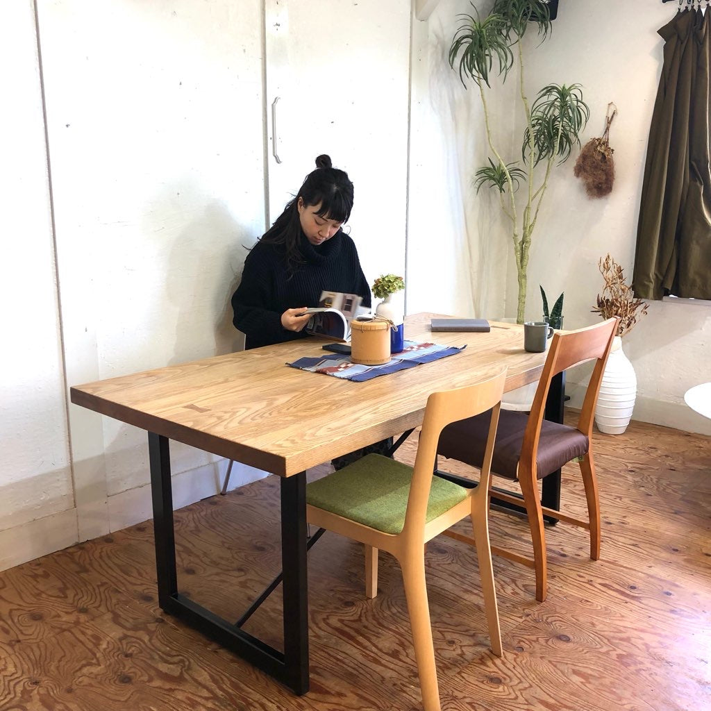 ダイニングテーブル オーク無垢材 鉄脚 中古 幅160cm