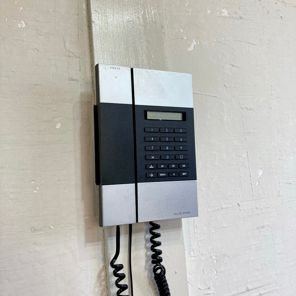 ヤコブ・イェンセン / JACOB JENSEN 電話機 T3 壁掛け A05-0114005 中古