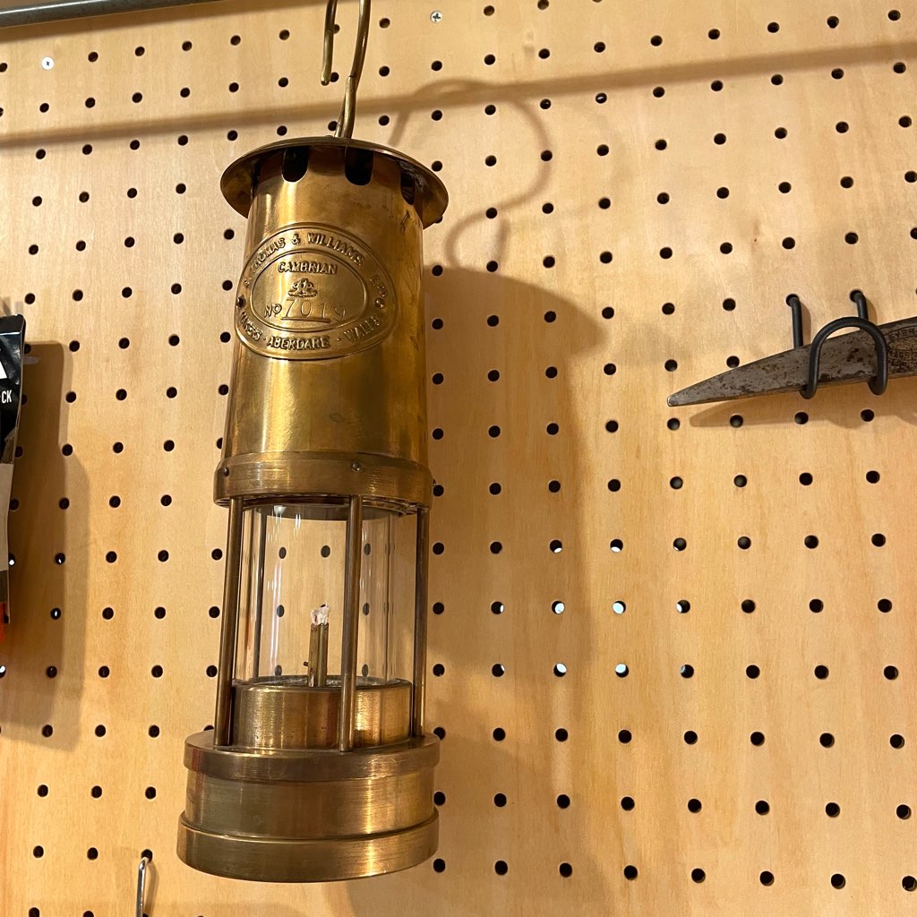 トーマス&ウィリアムズ  カンブリアランタン オイルランプ アンティークランプ イギリス製ランタン  中古 ヴィンテージ