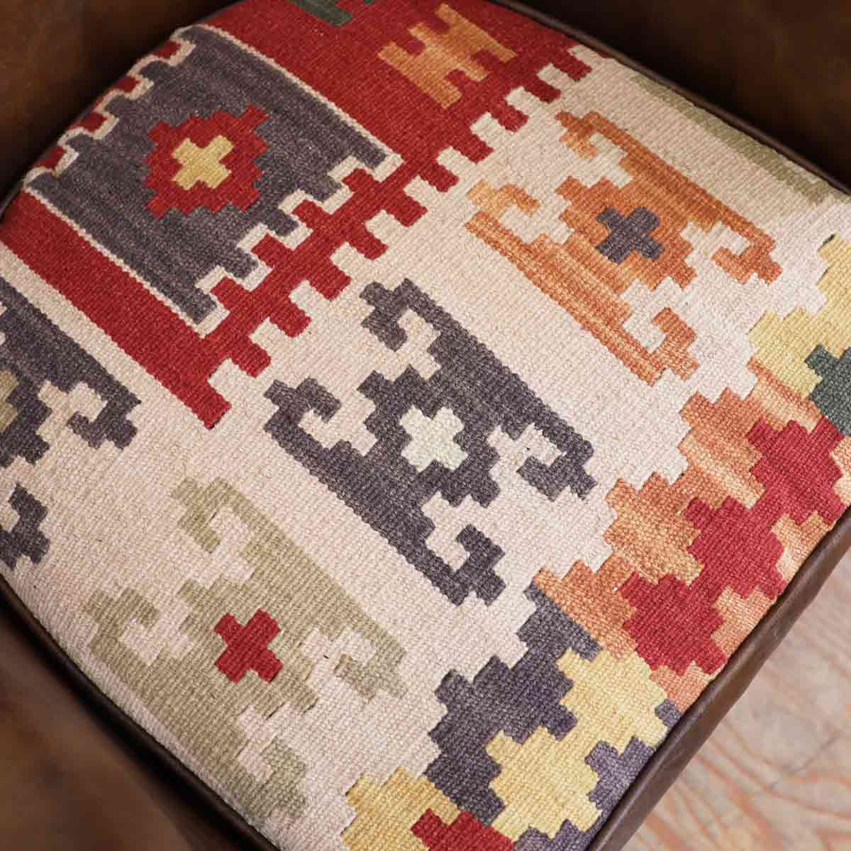 ハロ / HALO プロフェッサーアームチェア / PROFESSOR ARM CHAIR バイカータン 1人掛け 中古