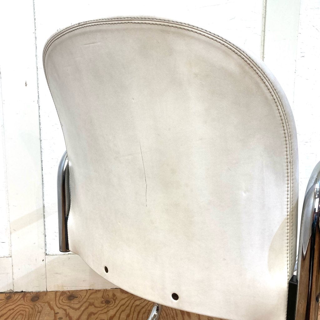 ビー&ビー イタリア / B&B Italia ディアロゴ / Dialogo アームチェア アフラ&トビア・スカルパ ホワイト 中古