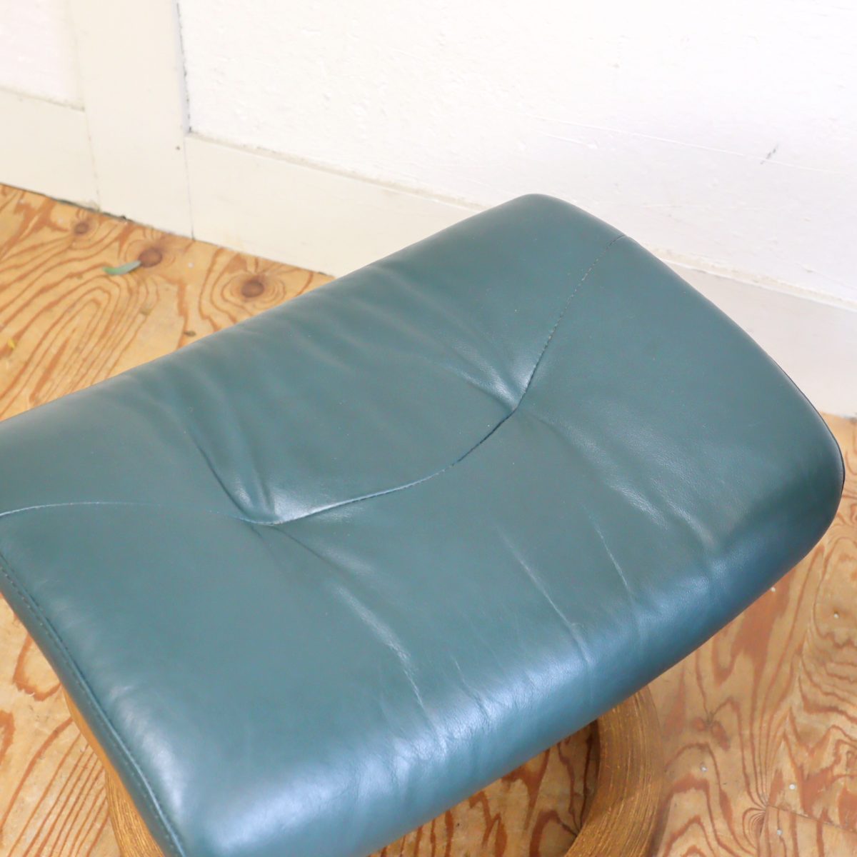 エコーネス / EKORNES ストレスレスチェア & オットマン リクライニングチェア 本革 中古