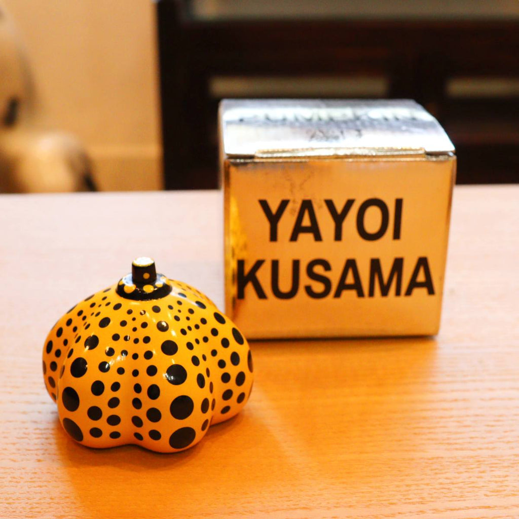 パンプキン ペーパーウェイト草間彌生 オブジェ 置物 YAYOI KUSAMA