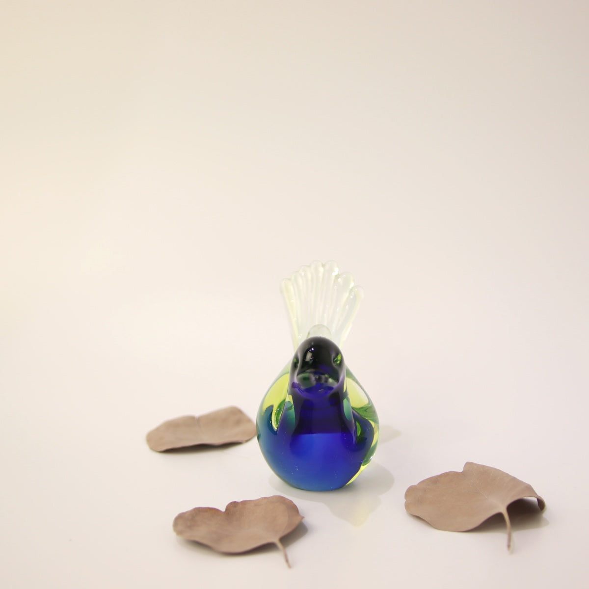 ウランガラス バード 小鳥 光るガラス 置物 ヴィンテージ