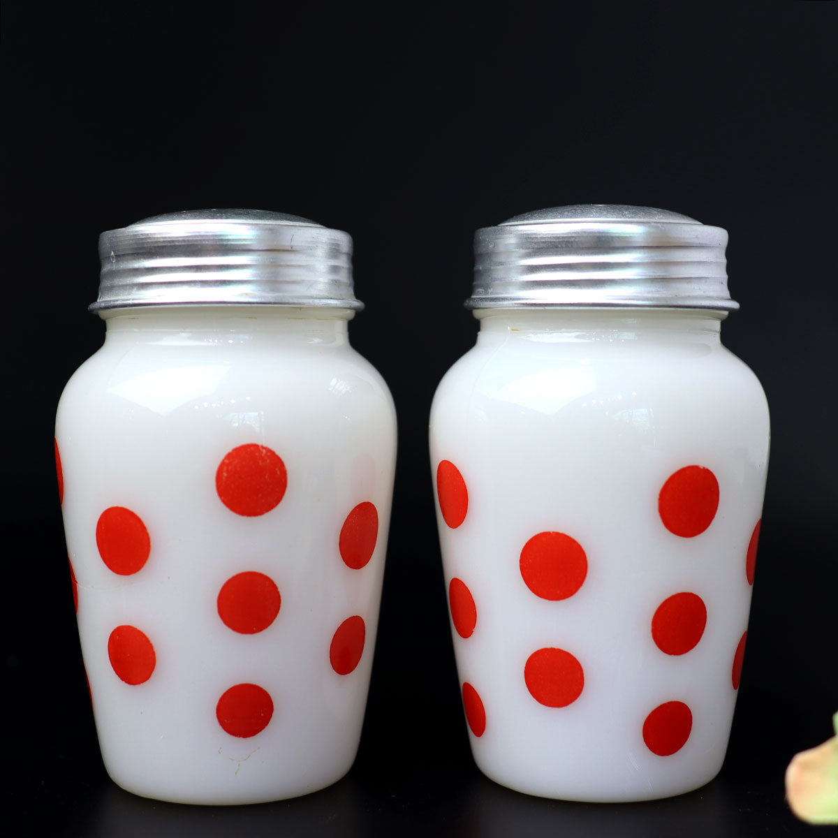 ファイヤーキング / Fire-King レッド ポルカドット ソルト&ペッパーシェイカー 2点セット ヴィンテージ