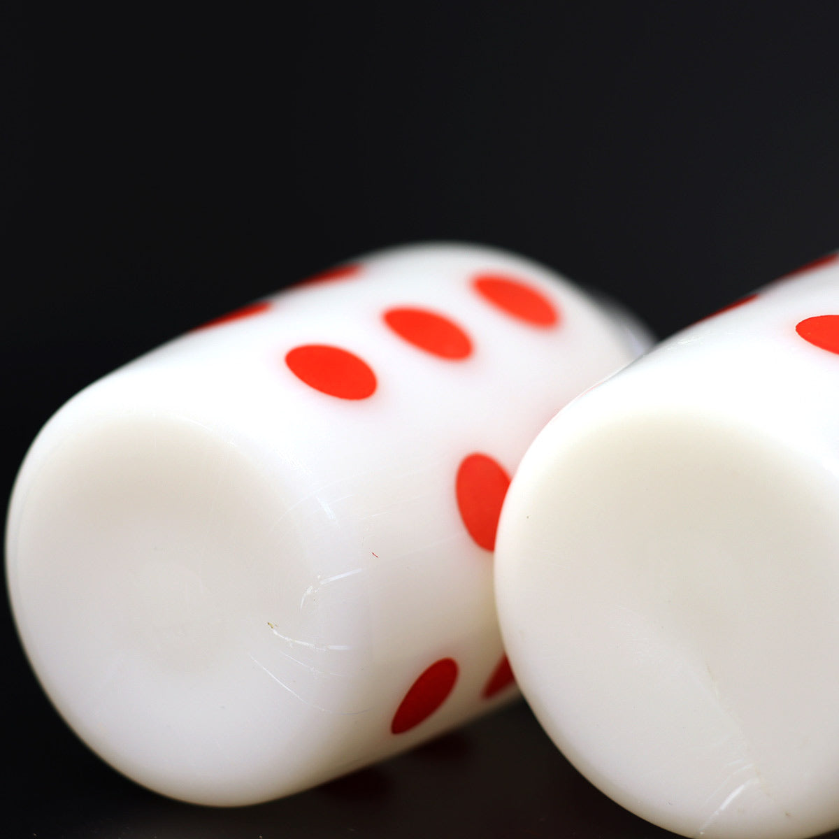 ファイヤーキング / Fire-King レッド ポルカドット ソルト&ペッパーシェイカー 2点セット ヴィンテージ