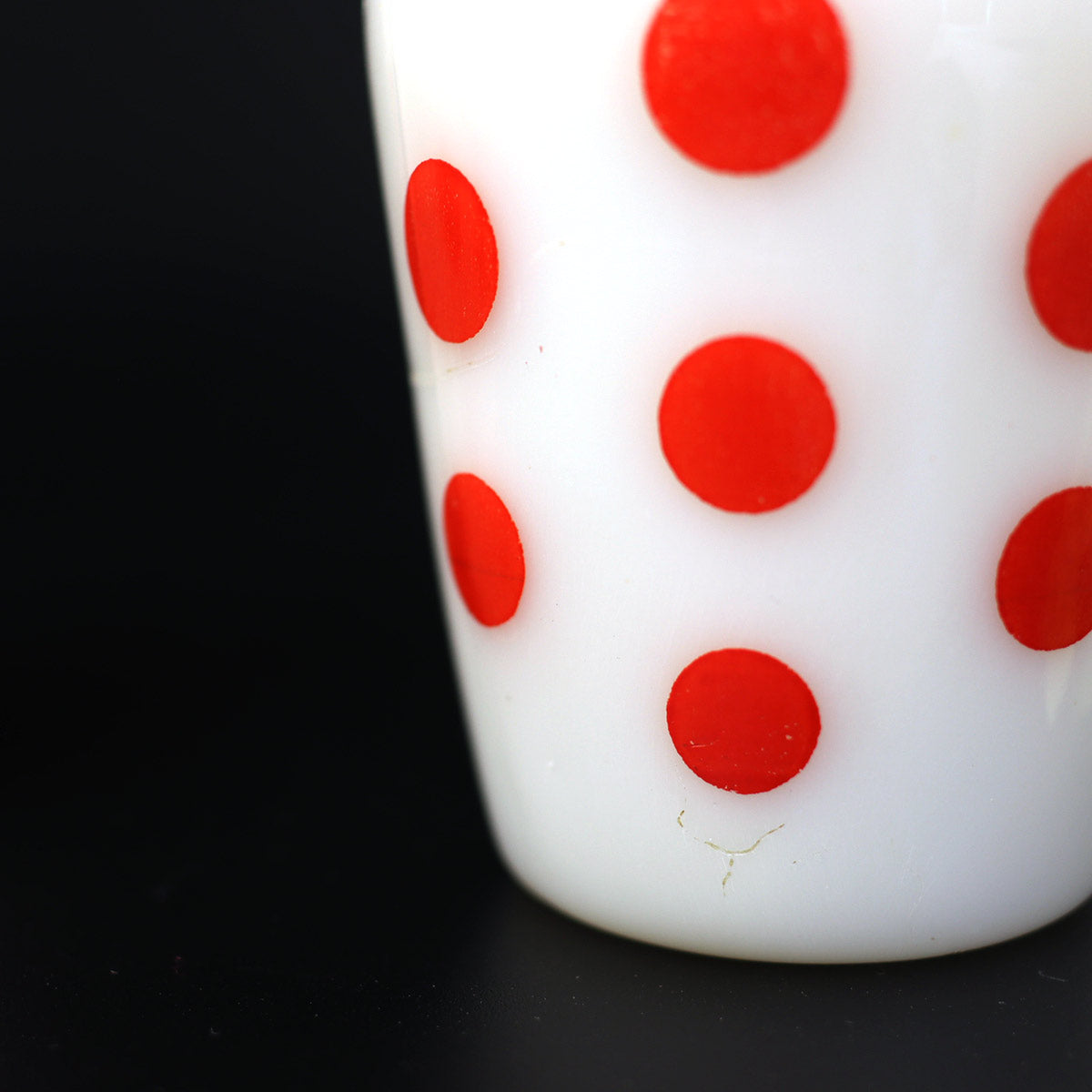 ファイヤーキング / Fire-King レッド ポルカドット ソルト&ペッパーシェイカー 2点セット ヴィンテージ