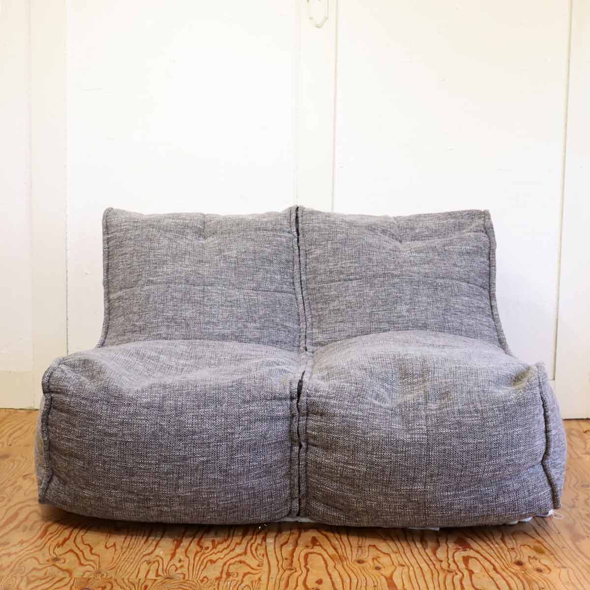 アンビエントラウンジ ツインカウチ 2人掛け ダークグレー ビーズクッション中古
