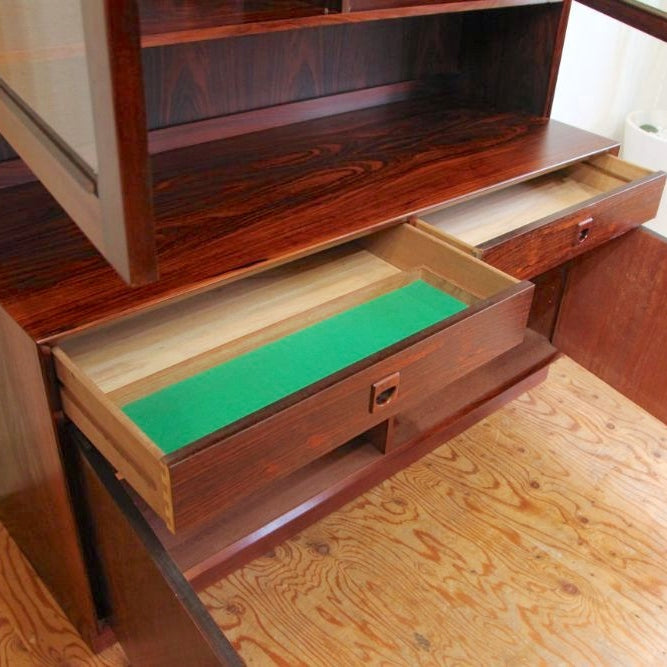 ローズウッド カップボード