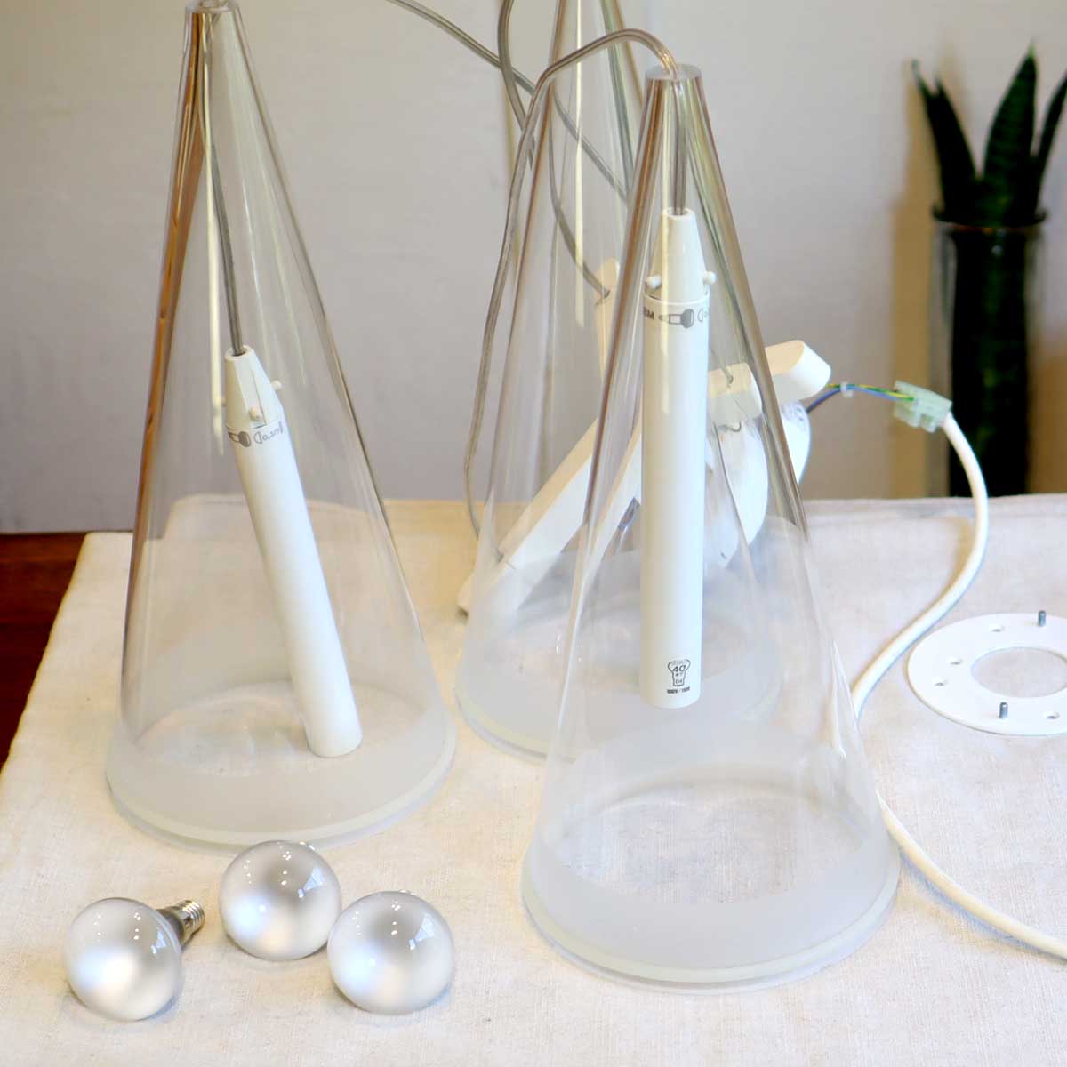 フロス/Flos フーシア/FUCSIA 3灯 ペンダントライト 天井照明 イタリアモダン 中古