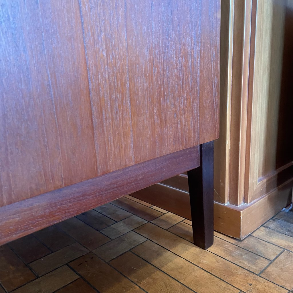 タンブールドア キャビネット サイドボード 蛇腹扉 北欧 チーク ヴィンテージ