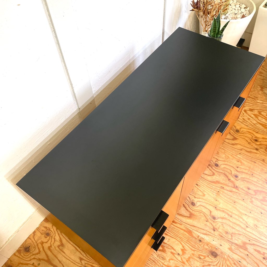 メトロクス / METROCS F061サイドボード ピエールポラン / Pierre Paulin キャビネット 中古