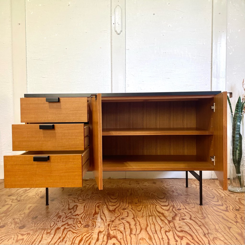 メトロクス / METROCS F061サイドボード ピエールポラン / Pierre Paulin キャビネット 中古