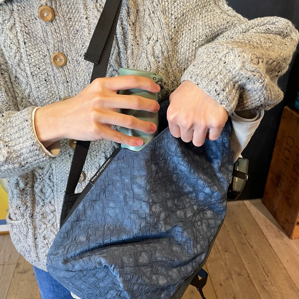 【新品】エアパック / AIR PAQ バックパック ブルー SDGs サスティナブル リュック
