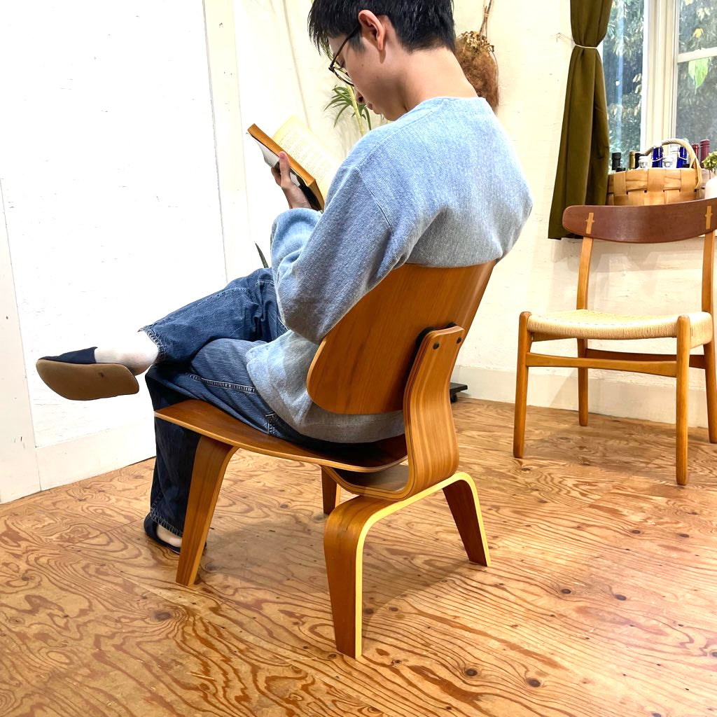 ハーマンミラー / Herman Miller ラウンジチェア LCW ウォールナット チャールズ&レイ・イームズ 中古
