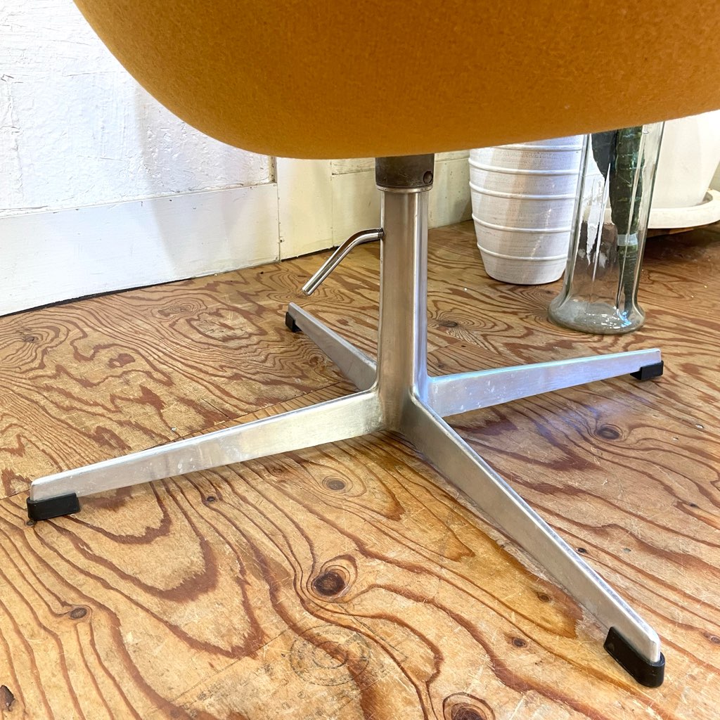 フリッツハンセン / FRITZ HANSEN スワンチェア / SWAN クヴァドラ 黄色 イエロー アルネ・ヤコブセン 北欧デンマーク ヴィンテージ <i>動画</i>