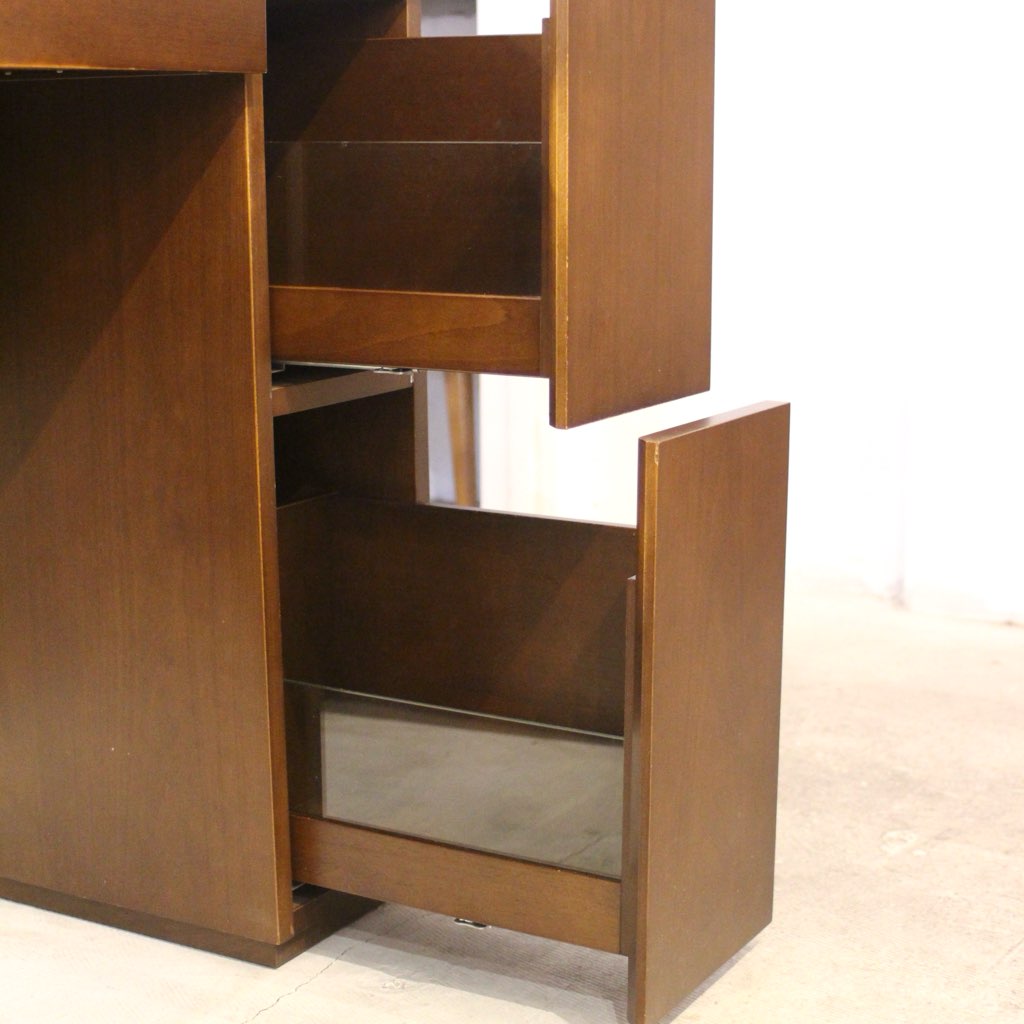 カッシーナixc. / Cassina ixc. メイクアップドレッサー 近藤康夫 化粧