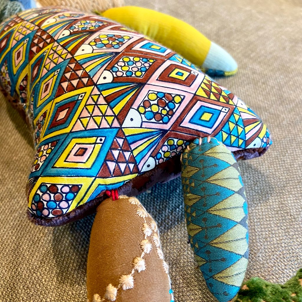 ミナペルホネン / mina perhonen patchちゃん ぬいぐるみ 人形 中古