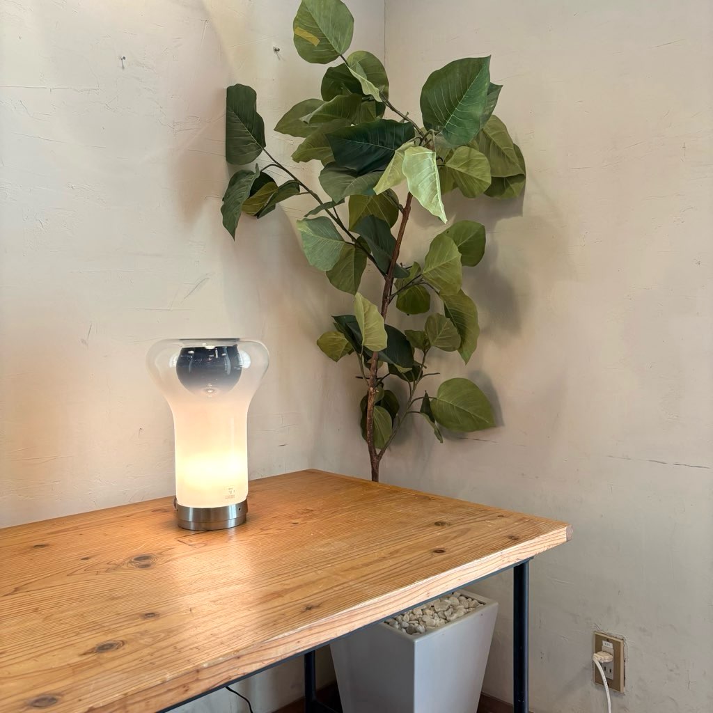 アルテミデ / Artemide サッフォ / SAFFO テーブルランプ アンジェロ・マンジャロッティ