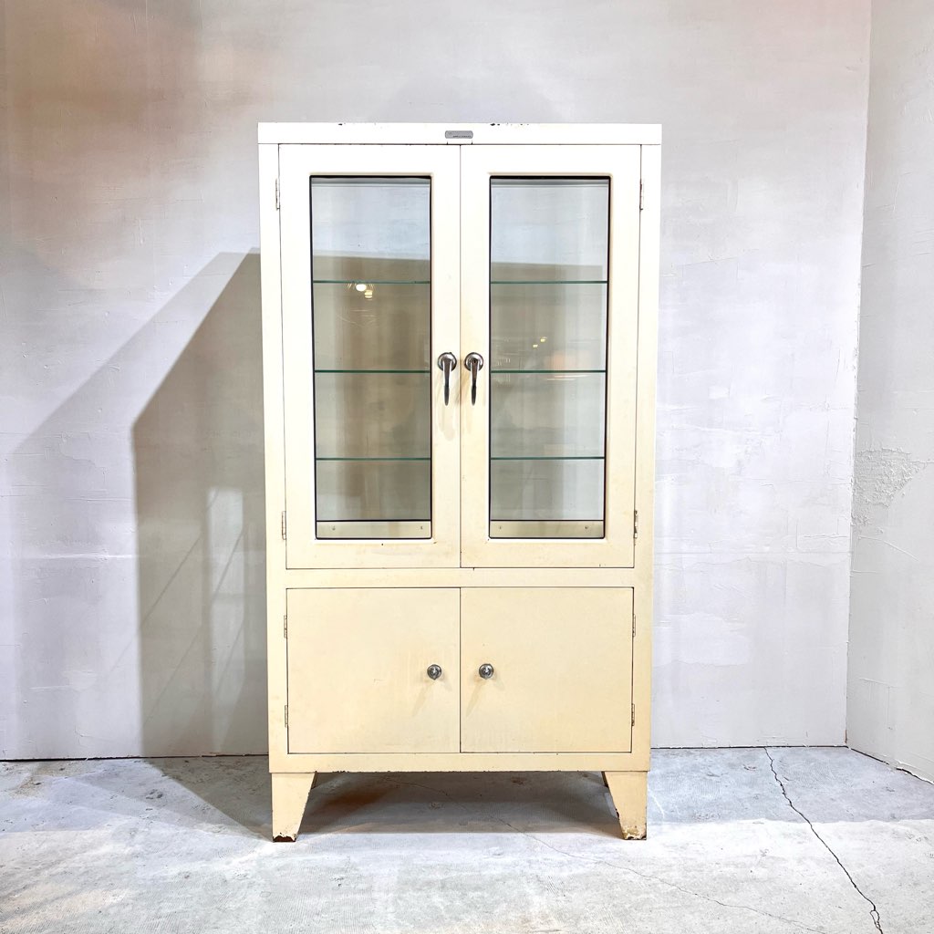 スチールのヴィンテージケビント 医療棚 ヴィンテージ