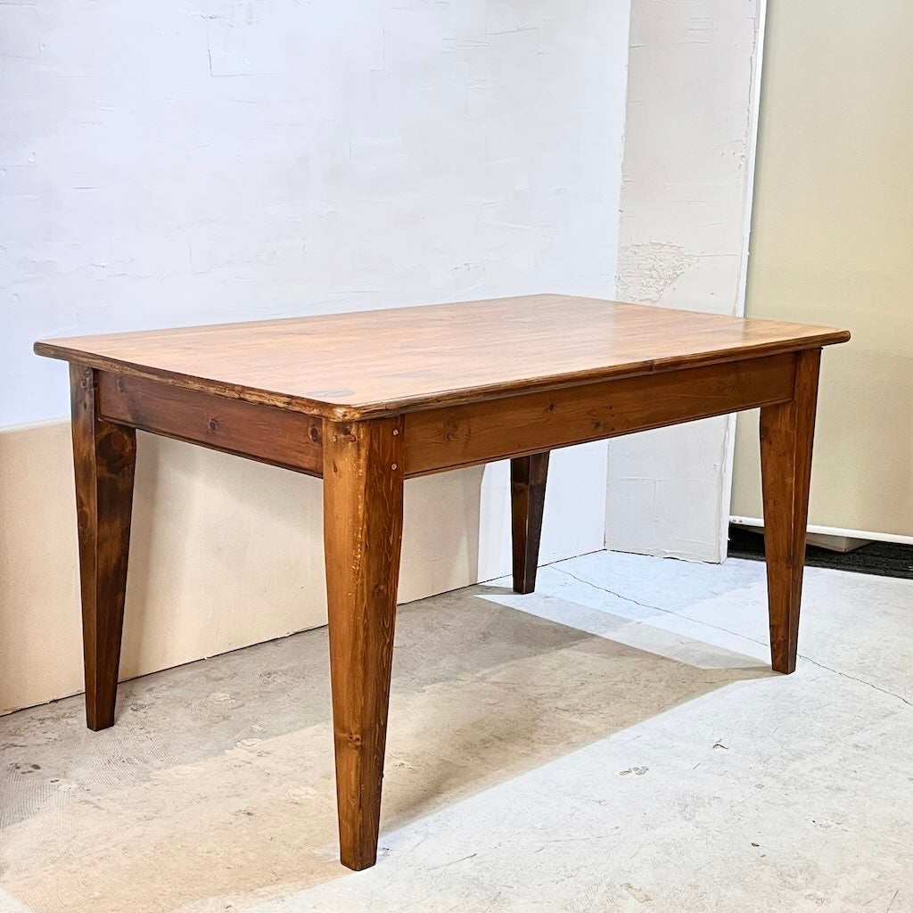 ヴィンテージ パイン材 ダイニングテーブル