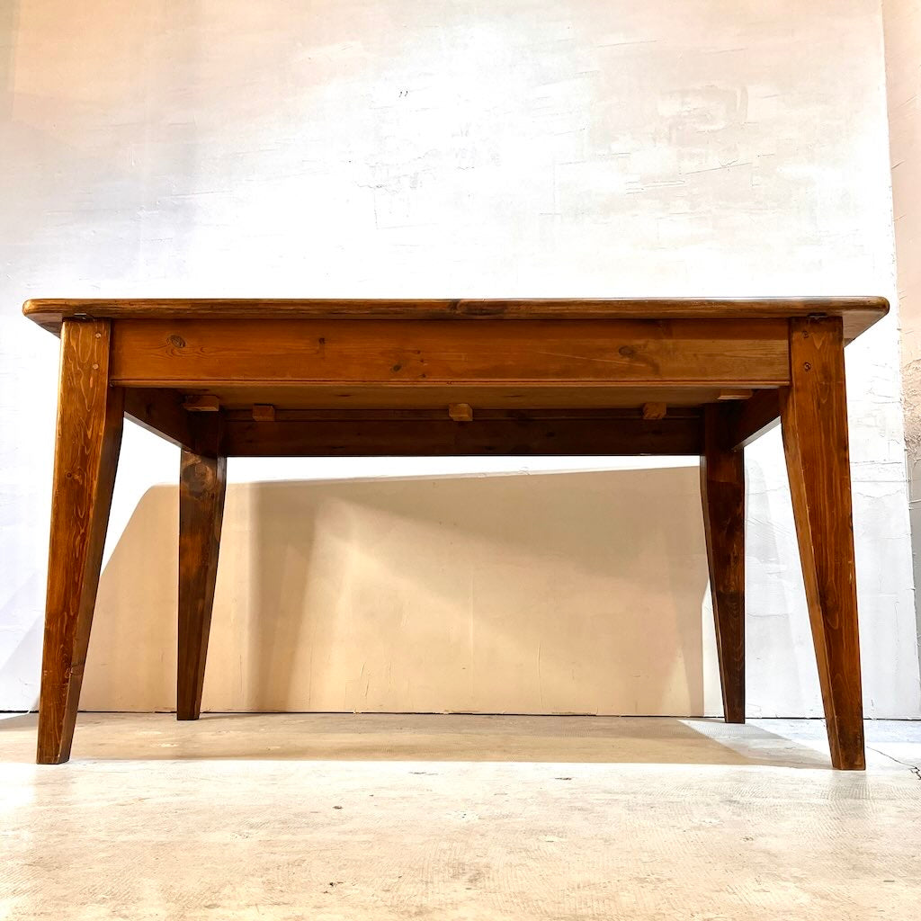 ヴィンテージ パイン材 ダイニングテーブル