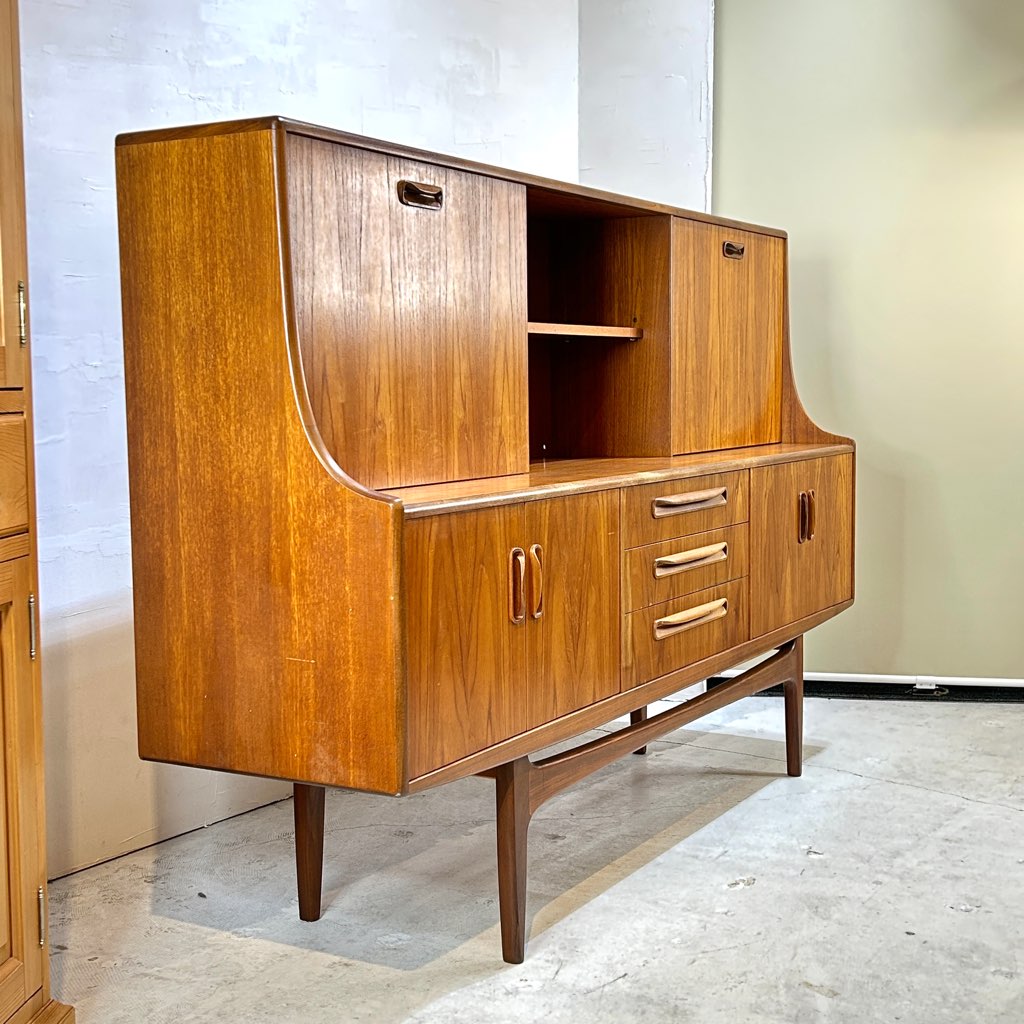 ジープラン / G-PLAN フレスコシリーズ ミドルサイドボード キャビネット ヴィンテージ