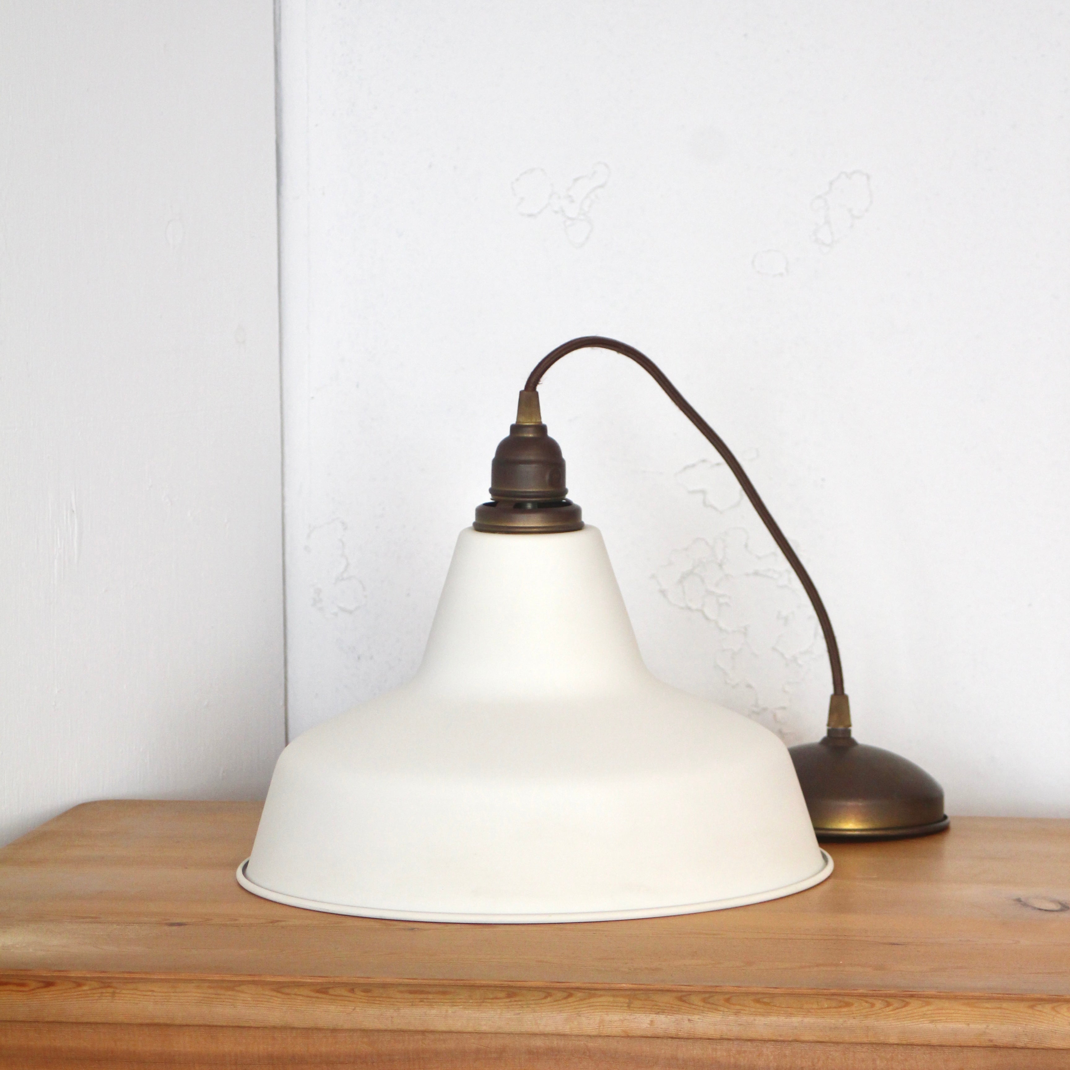 アートワークスタジオ / ARTWORKSTUDIO レイルロード ペンダントライト / RAILROAD ホワイト