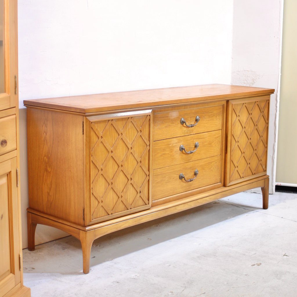United Furniture サイドボード ミッドセンチュリー 中古 USA