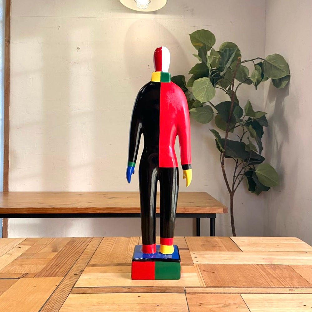 カジミール・マレーヴィチ / Kazimir Malevich フィギュア 【1】グッゲンハイム美術館