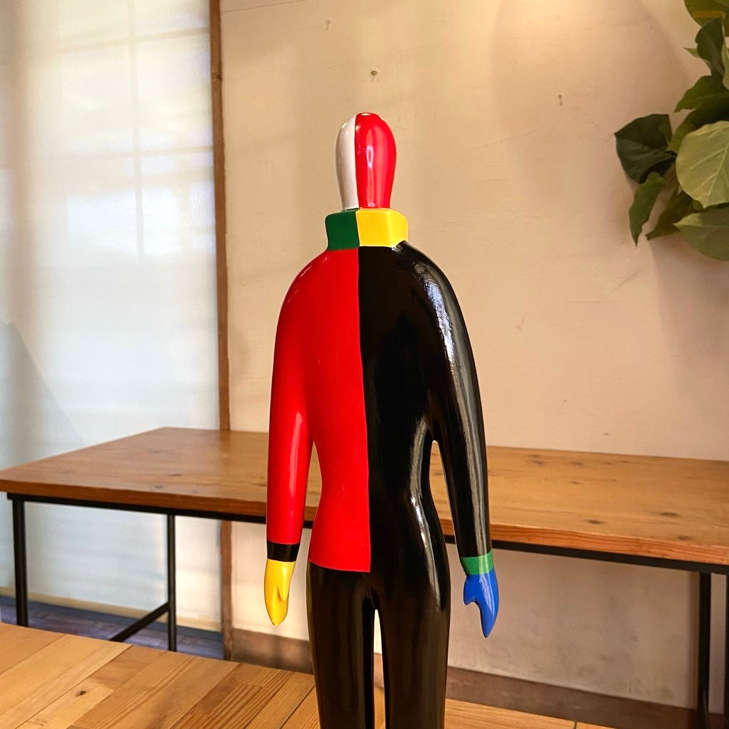 カジミール・マレーヴィチ / Kazimir Malevich フィギュア 【1】グッゲンハイム美術館