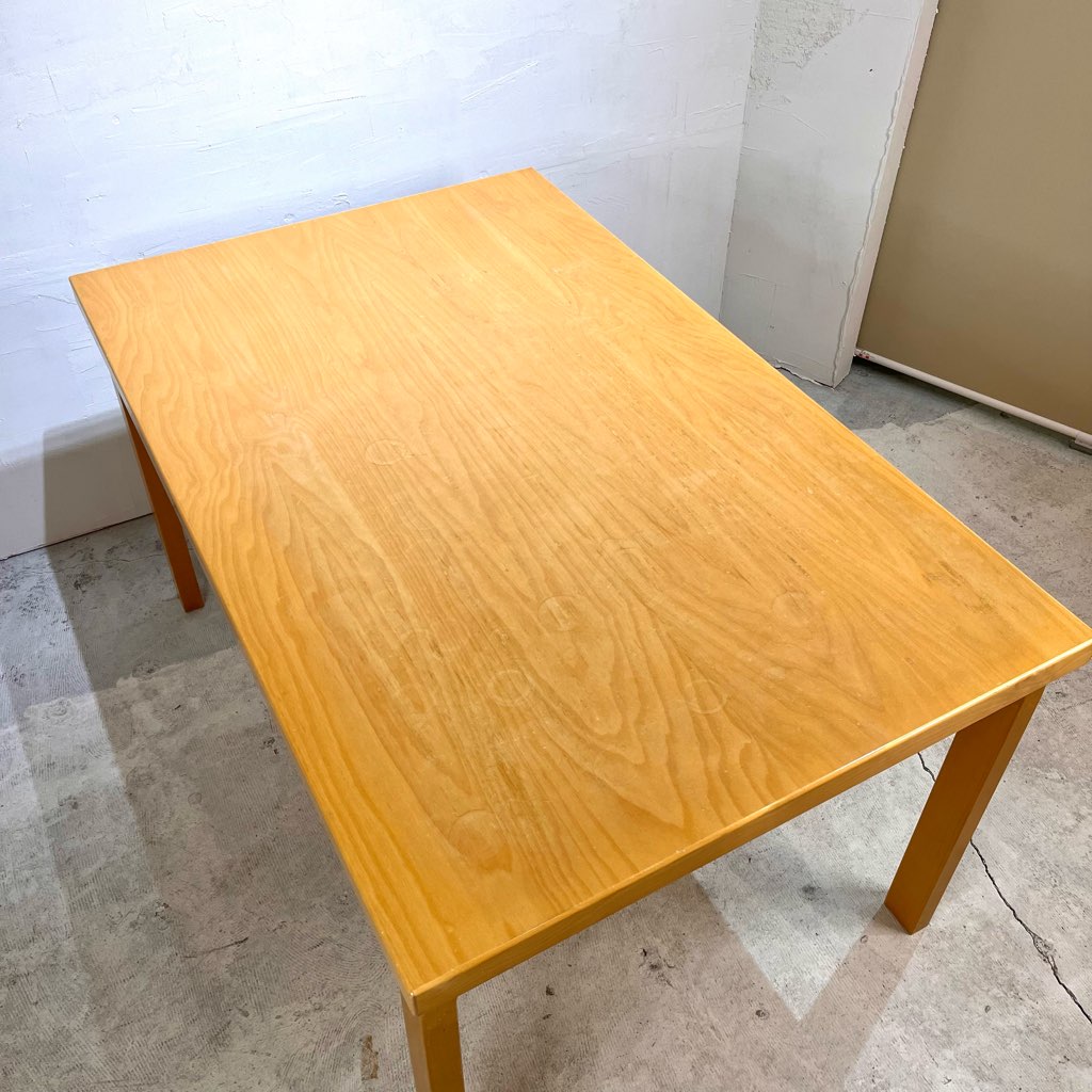 アルテック / Artek テーブル 82B アルヴァ・アアルト ダイニングテーブル  北欧 - Restyle