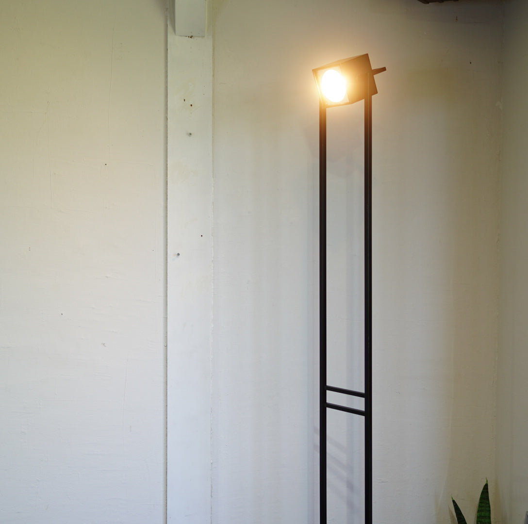 マックスレイ / MAXRAY meek フロアスタンドライト