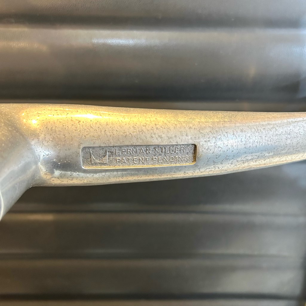 ハーマンミラー / Herman Miller アルミナムグループ オットマン 4スターベース ヴィンテージ